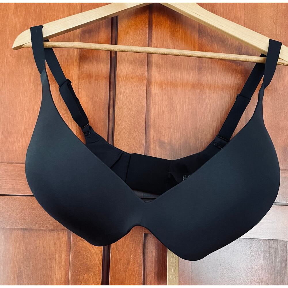SKIMS Black Bra